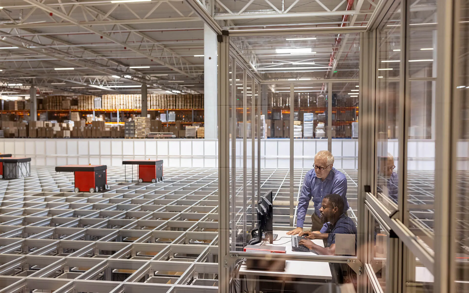 Automation InfraTec FIRE-SCAN AutoStore System, Copyright from iStock alvarez