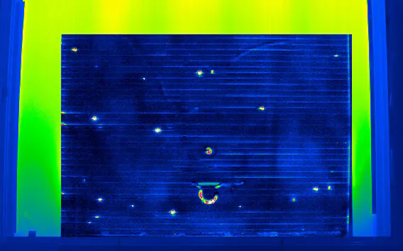 Coating of glas with thermal hotspots | InfraTec