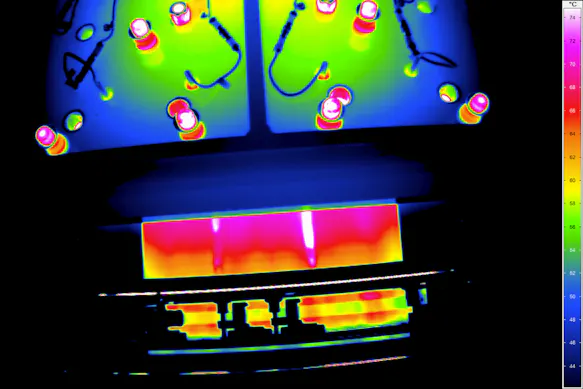 Thermogram of plastic welding process