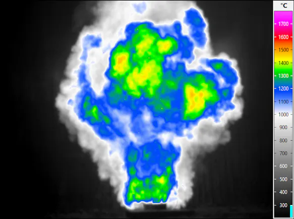 Deflagration of black powder taken with ImageIR® 8800 hp and 50 mm lens