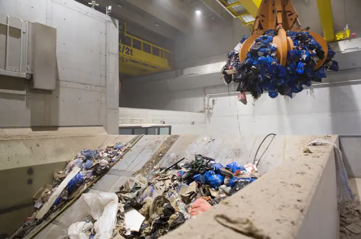 Early fire detection with WASTE-SCAN monitoring system 