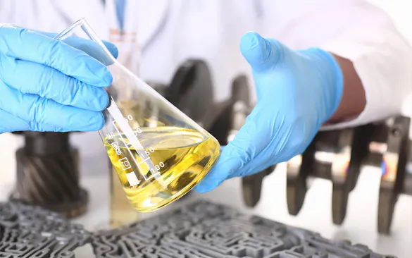 InfraTec Gas Analysis - Liquid Analysis - Picture Credits: © Ivan Balvan / iStock