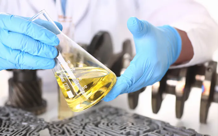 InfraTec Gas Analysis - Liquid Analysis - Picture Credits: © Ivan Balvan / iStock