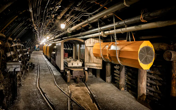 InfraTec Gas Analysis - Safety Technology - Picture Credits: © Ingo Bartussek / Fotolia.com