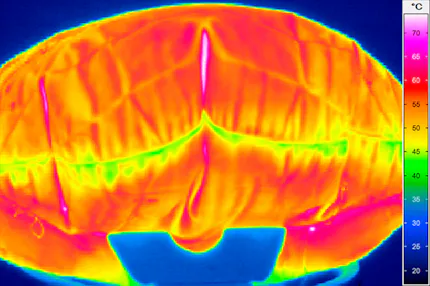 Thermal image during ignition of an airbag  Image Small  