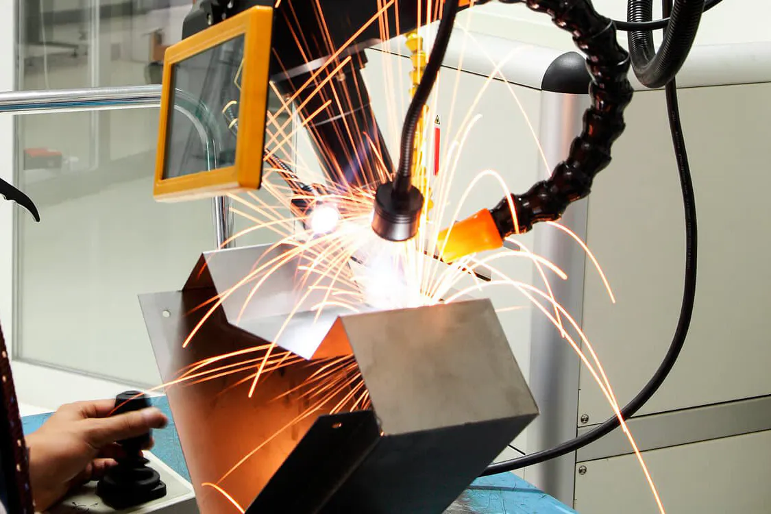 Laser welding at Laser Zentrum Hannover e.V. - Picture credits: © iStock.com / emituu