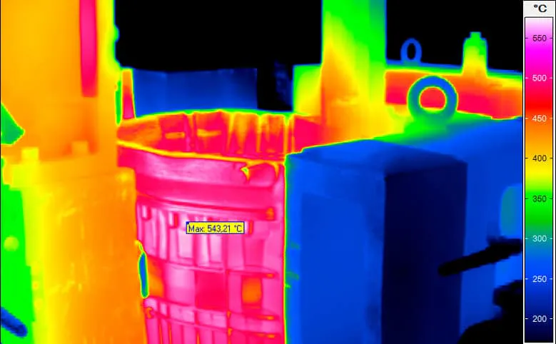 Open mould with workpiece